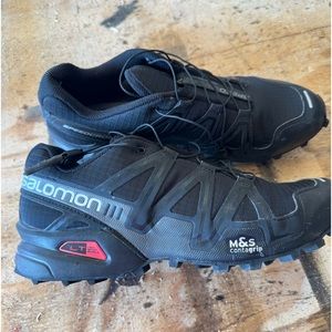 Salomon Black Men’s 10.5 trail running shoes